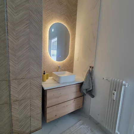 Splendide T2, 200m De La Mer, Climatise, Parking Apartment *